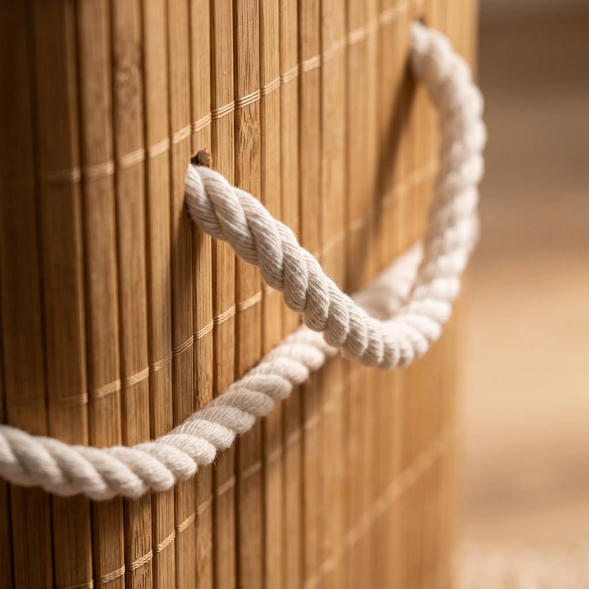 Bamboo Laundry Hamper with Lid & Rope Handles – Round / Rectangular