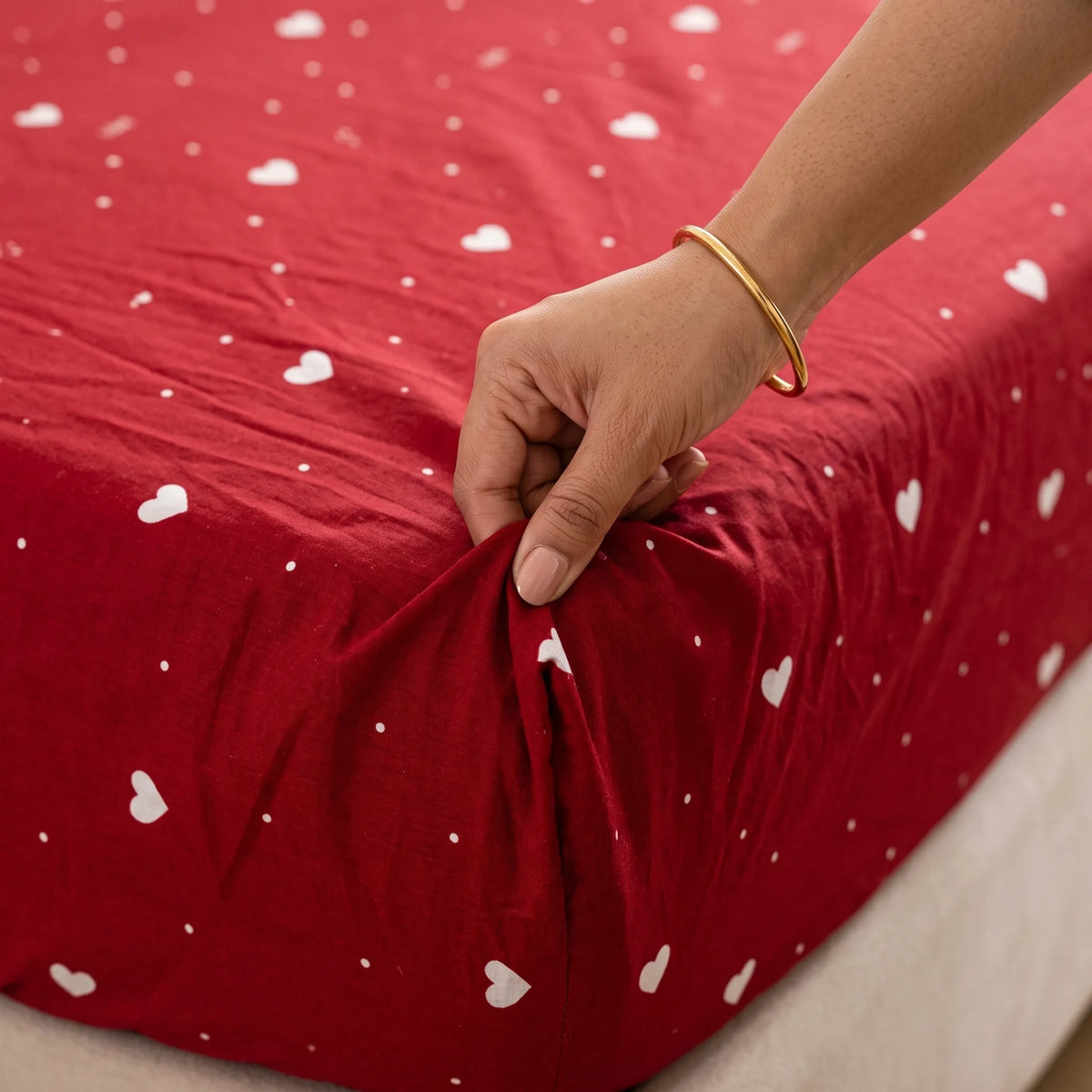 3 Pcs Crimson Whispers Printed Bedding Set