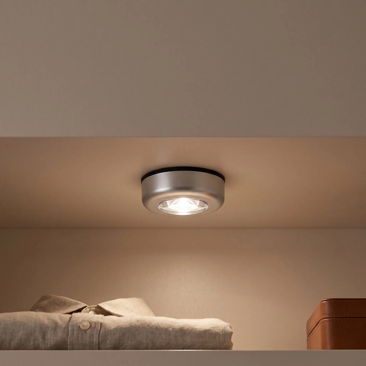 Wireless Tap LED Light – Push-On Cabinet & Wardrobe Light