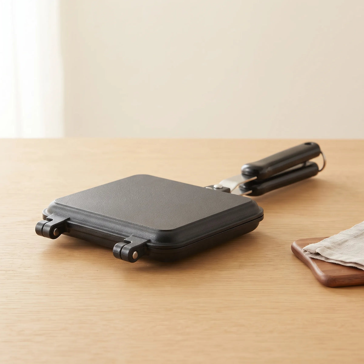 Cast Iron Stovetop Sandwich Maker – Panini & Grilled Cheese Press