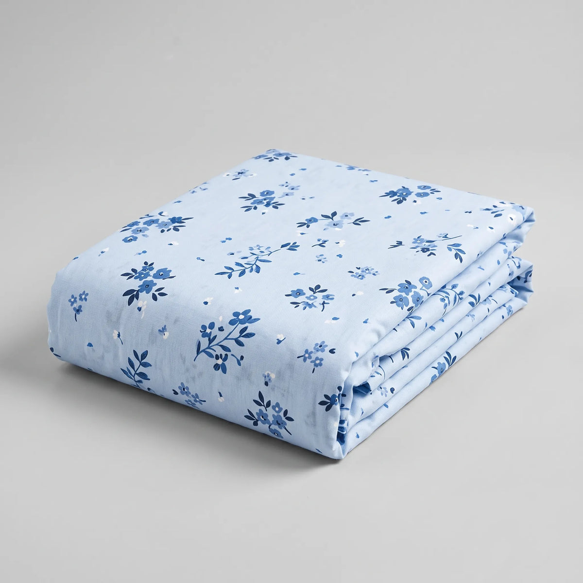 3pcs Sky Blue Meadow Floral Bedding Set
