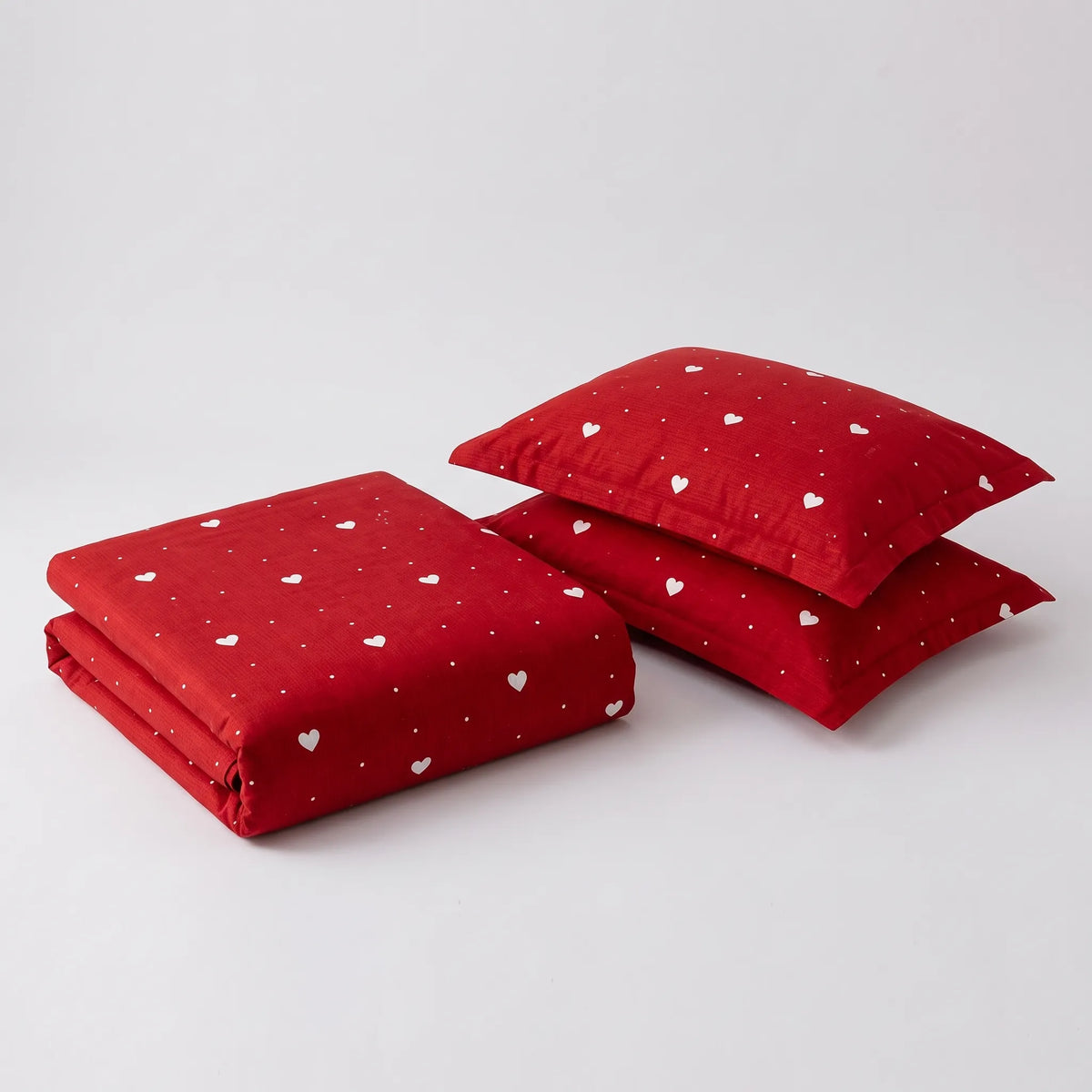 3 Pcs Crimson Whispers Printed Bedding Set