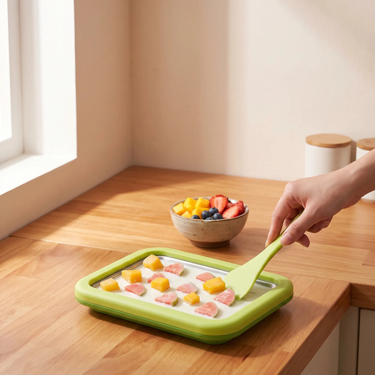 Instant Rolled Ice Cream Maker Tray with Spatula