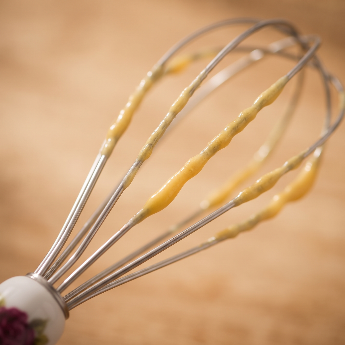 Ceramic Handle Stainless Steel Whisk – 19cm Egg Beater