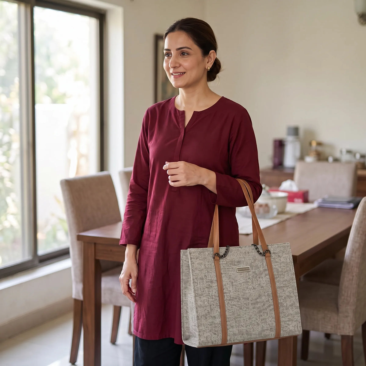 Classic Everyday Shoulder Bag in Grey and Tan