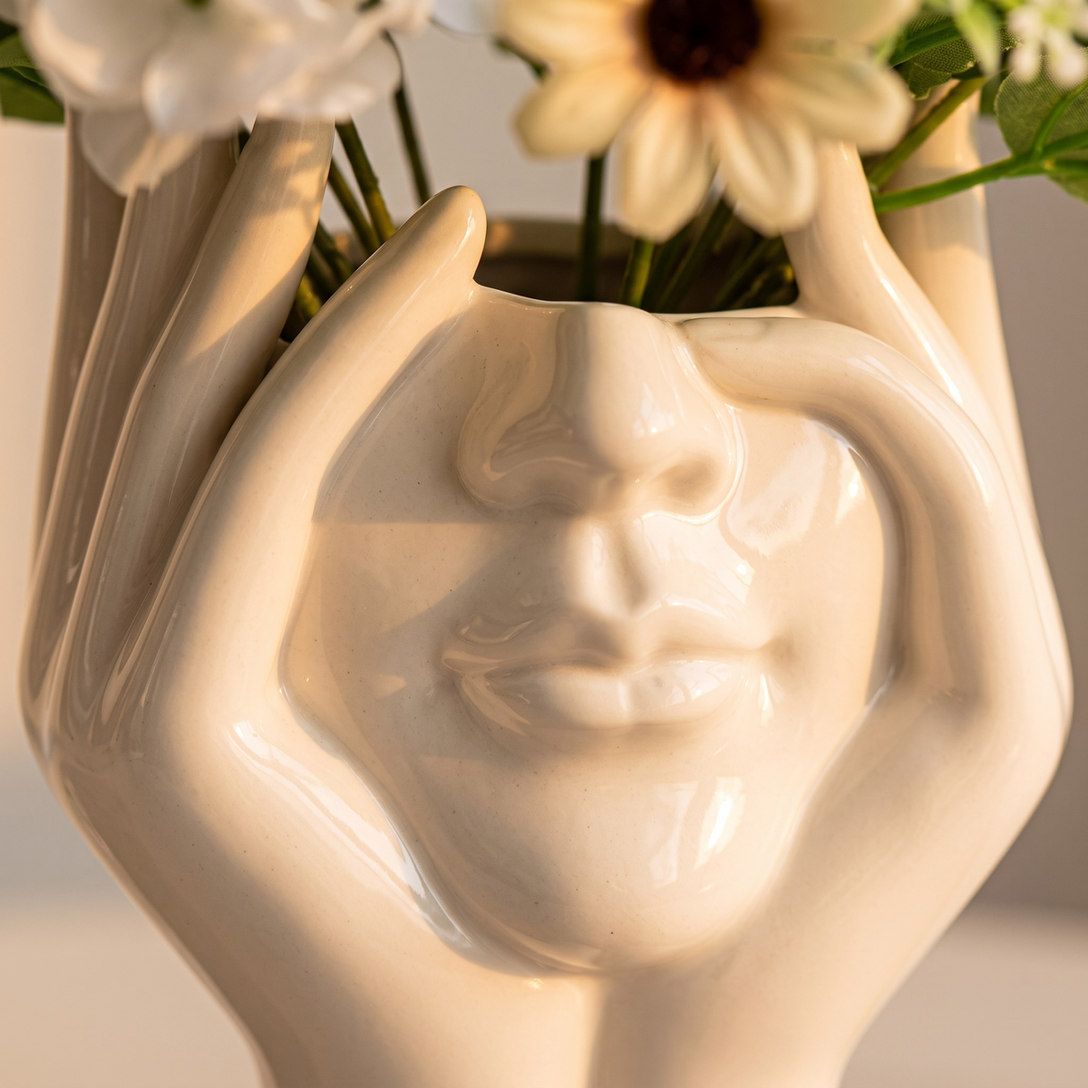 Abstract Face Planter Vase – Ceramic Hand Sculpture Flower Pot