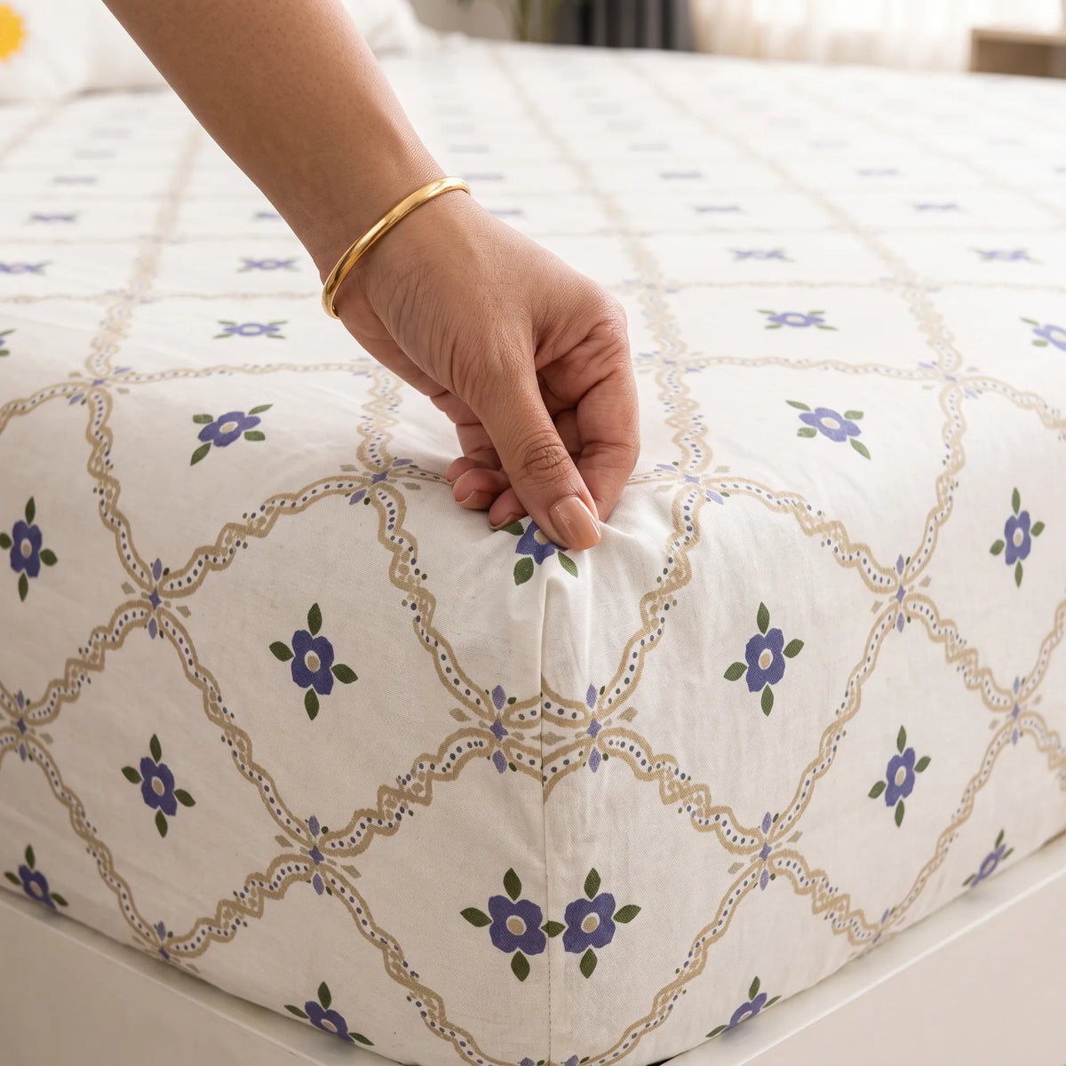 3pcs Ogee Lattice & Purple Blossom Bedding Set