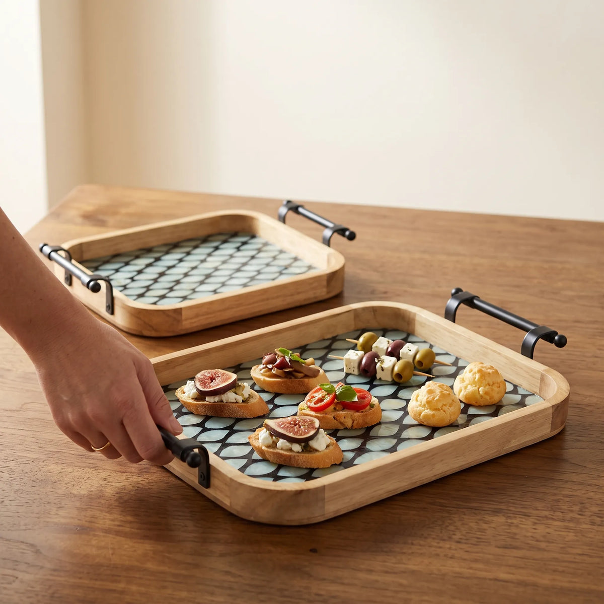 2-Piece Wooden Serving Tray Set – Kitchen & Dining Trays