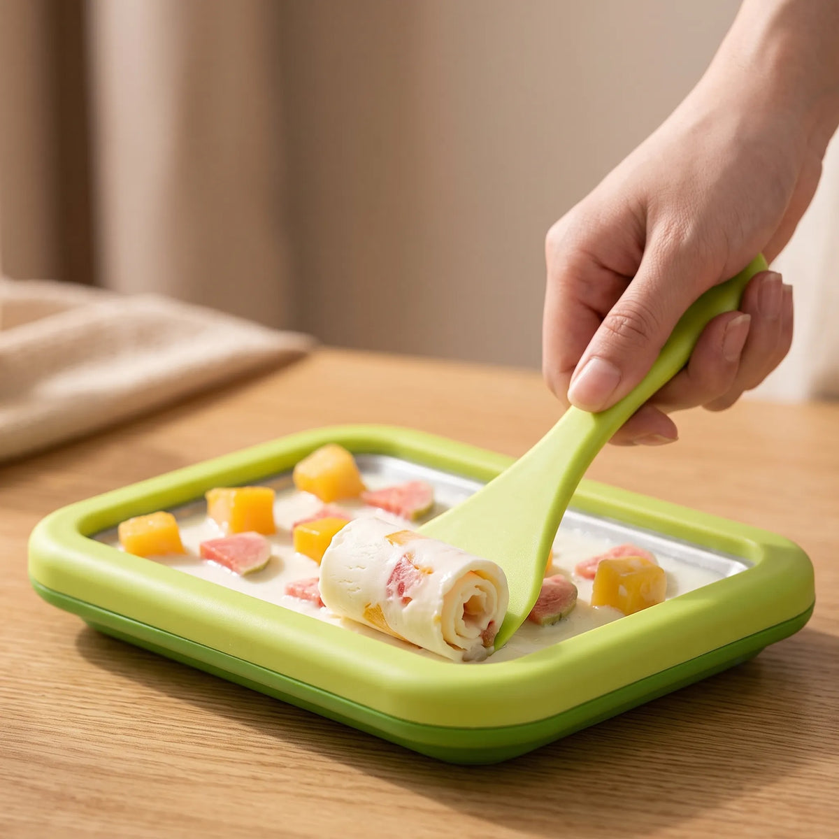 Instant Rolled Ice Cream Maker Tray with Spatula