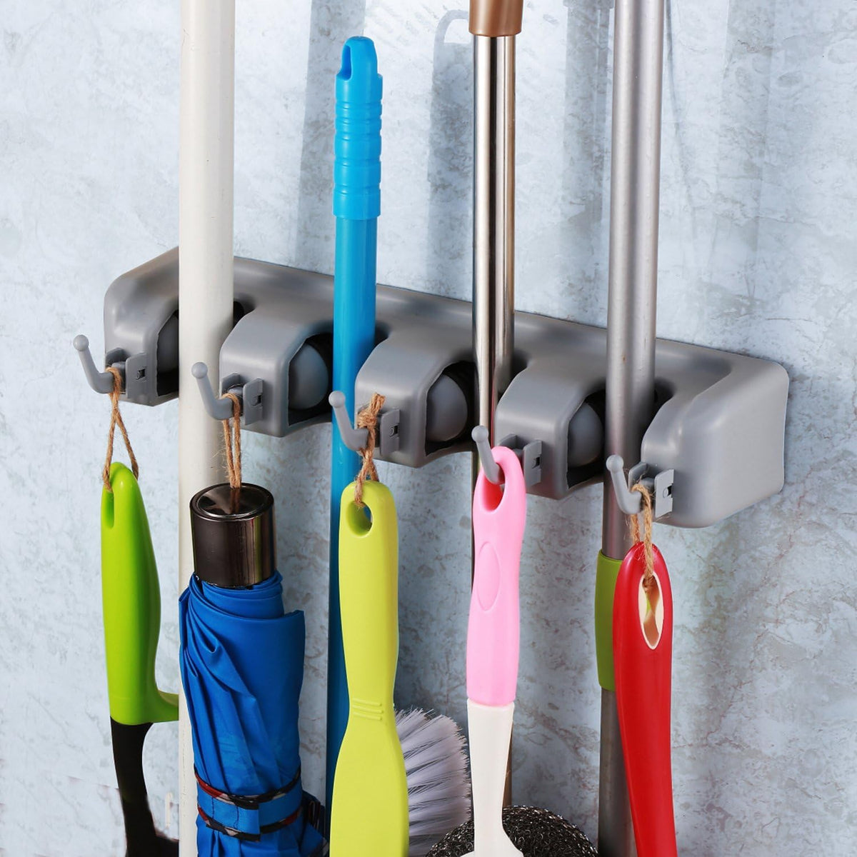 Aluminium Wall-Mounted Mop Holder – Bathroom Cleaning Tool Organiser