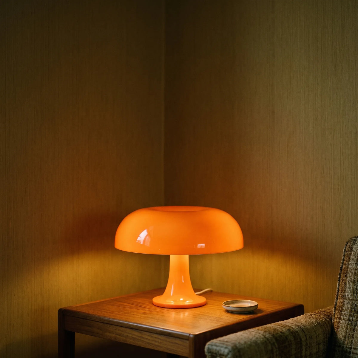 Retro Orange Mushroom Table Lamp – Modern Decorative Desk Light